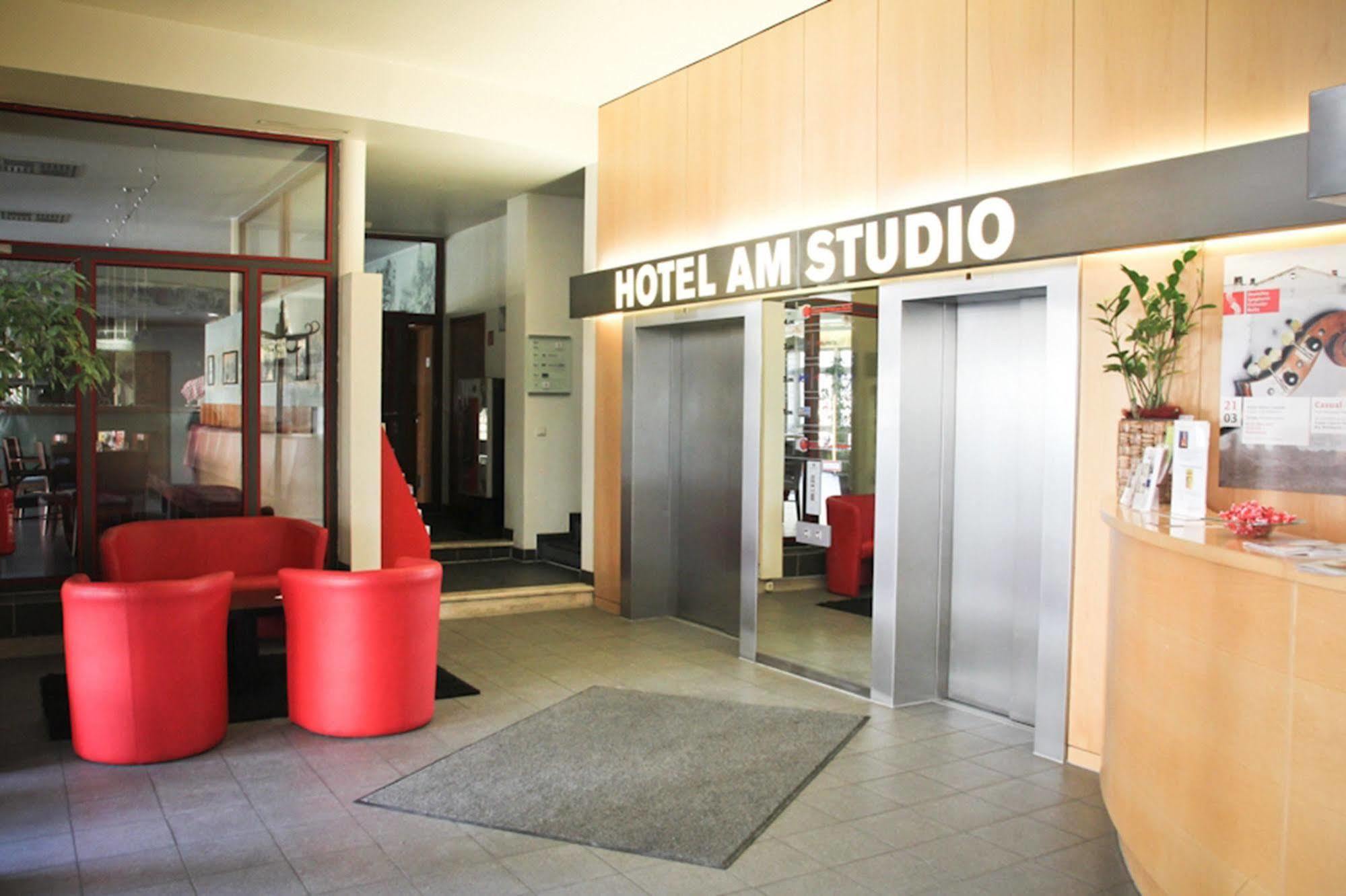 Hotel Enjoy Am Berlin